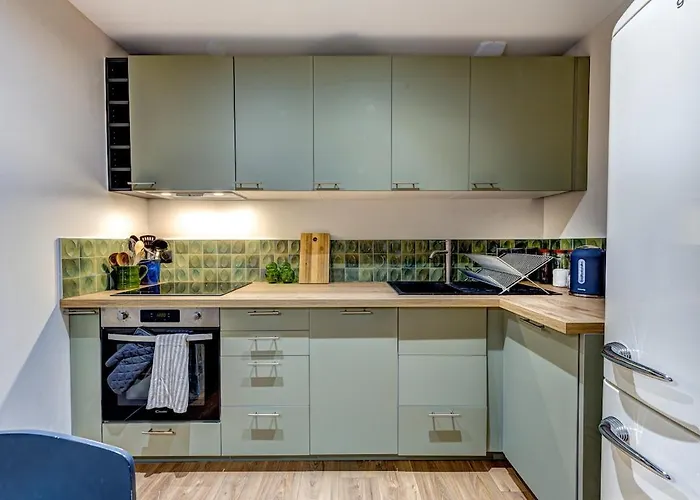 Beautiful New Flat By The Forest דירה *