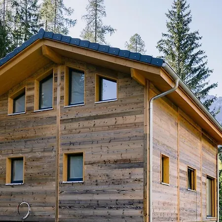 Beautiful New Flat By The Forest * シャモニー